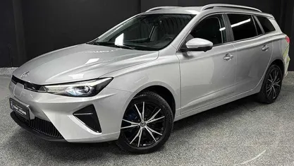 Usado MG MG5 EV Comfort 114 kW (156 HP) 2023 Carrinha