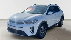 Usado 2025 Kia Stonic SUV | € 21.900 (Preço justo)