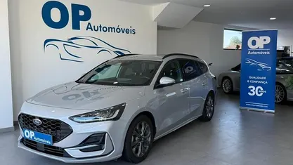 Cinza Usado 2022 Ford Focus ST-Line Carrinha | € 18.250 (Preço justo)