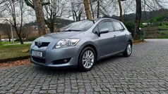 Cinza Usado 2008 Toyota Auris | € 7.950 (Preço justo)