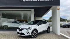 Branco Usado 2022 Renault Captur Techno SUV | € 21.790 (Preço justo)