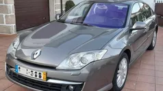Cinzento Usado 2010 Renault Laguna Coupé Coupé | € 7.500