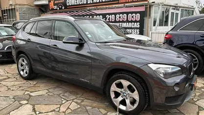Cinzento Usado 2013 BMW X1 SUV | € 14.500 (Preço justo)