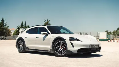 Usado Porsche Taycan 419 kW (571 HP) 2022 Sedan