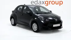 Preto Usado 2022 Toyota Yaris Hybrid Comfort | € 18.490 (Bom preço)