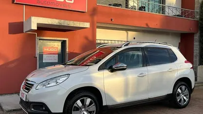Usado 2015 Peugeot 2008 Allure SUV | € 10.900 (Preço justo)