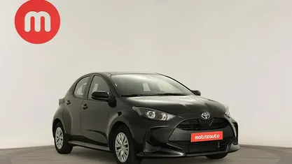 Preto Usado 2024 Toyota Yaris Comfort | € 19.299 (Preço justo)