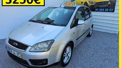 Cinzento Usado 2004 Ford C-MAX Titanium Monovolume | € 3.250 (Preço justo)