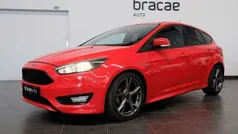 Vermelho Usado 2017 Ford Focus ST-Line | € 13.500 (Preço justo)