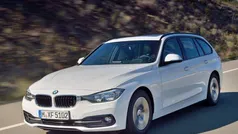 Cinzento Usado 2021 BMW 320e Carrinha | € 27.750 (Bom preço)