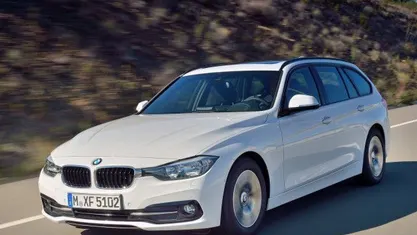 Cinzento Usado 2021 BMW 320e Carrinha | € 27.750 (Preço justo)