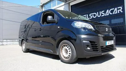 Preto Usado 2022 Peugeot Expert Van | € 25.000 (Preço justo)