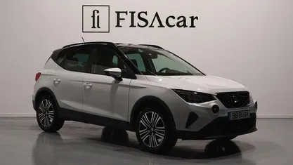 Usado Seat Arona Style 110 HP (80 kW) 2023 Branco SUV