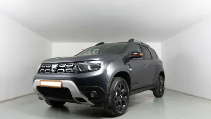 Cinza Usado 2022 Dacia Duster Prestige SUV | € 18.990 (Preço justo)