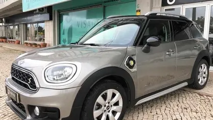 Usado Mini Countryman 224 HP (164 kW) 2019 Cinzento SUV