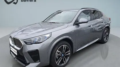 Cinzento Usado 2025 BMW iX SUV | € 47.900 (Preço justo)