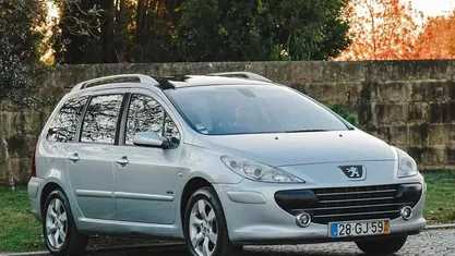 Usado Peugeot 307 90 HP (66 kW) 2008 Cinzento Carrinha