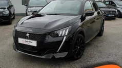 Preto Usado 2022 Peugeot e-208 GT Citadino | € 21.900 (Preço justo)