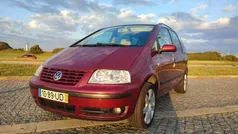 Vermelho Usado 2002 VW Sharan Monovolume | € 7.500
