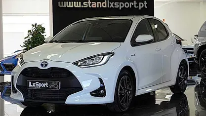 Branco Usado 2021 Toyota Yaris Hybrid | € 19.990 (Bom preço)