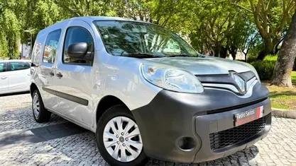 Usado Renault Kangoo 90 HP (66 kW) 2016 Cinza Monovolume