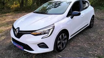 Usado 2023 Renault Clio V Evolution Citadino | € 16.450 (Preço justo)