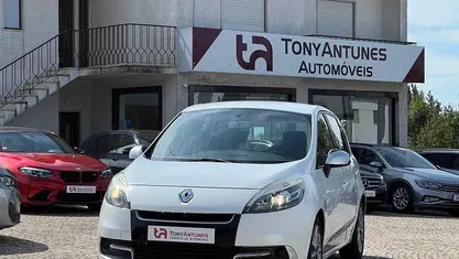 Branco Usado 2013 Renault Scénic III Monovolume | € 8.900 (Preço justo)