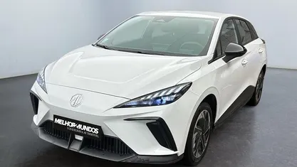 Usado MG MG4 EV 125 kW (170 HP) 2023 Citadino