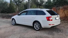 Branco Usado 2013 Skoda Octavia Carrinha | € 9.000 (Super Preço)