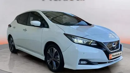 Usado Nissan Leaf Acenta 110 kW (150 HP) 2021 Branco Citadino