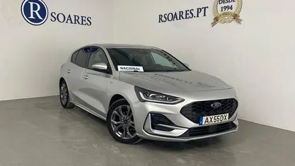 Usado Ford Focus ST-Line 125 HP (91 kW) 2023 Cinza