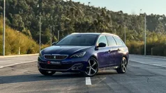 Azul Usado 2016 Peugeot 308 GT-line Carrinha | € 14.490 (Preço justo)