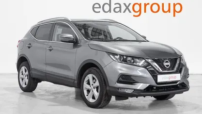 Cinzento Usado 2020 Nissan Qashqai SUV | € 18.040 (Bom preço)