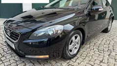 Usado 2015 Volvo V40 Kinetic Carrinha | € 12.900 (Preço justo)