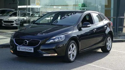 Usado 2018 Volvo V40 Carrinha | € 13.490 (Preço justo)