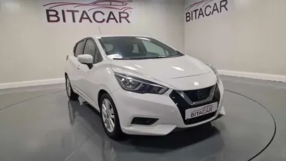 Usado Nissan Micra N-Connecta 100 HP (73 kW) 2020 Branco (metalizado) Citadino