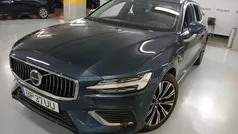 Azul Usado 2024 Volvo V60 Plus Carrinha | € 50.800 (Preço justo)
