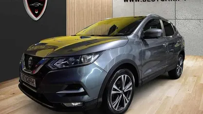 Cinzento Usado 2018 Nissan Qashqai SUV | € 15.750 (Preço justo)