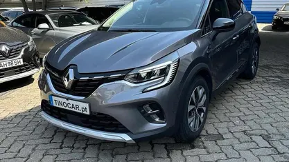 Cinzento Usado 2021 Renault Captur SUV | € 19.999 (Preço justo)