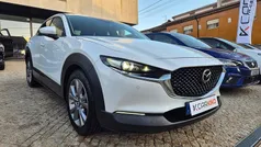 Branco Usado 2021 Mazda CX-30 Exclusive-Line SUV | € 19.990 (Bom preço)