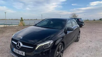 Preto Usado 2016 Mercedes A200 Citadino | € 14.500 (Super Preço)