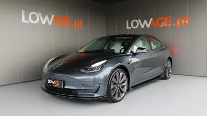 Usado Tesla Model 3 377 kW (513 HP) 2020 Cinzento Sedan