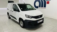Branco Usado 2021 Peugeot Partner Monovolume | € 15.899 (Preço justo)