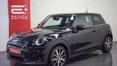 Preto Usado 2021 Mini Cooper SE Citadino | € 19.500 (Preço justo)