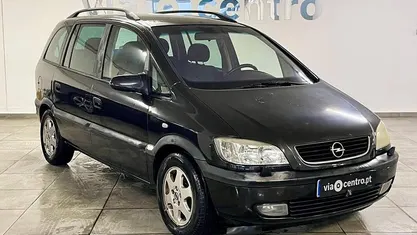 Usado Opel Zafira Elegance 100 HP (73 kW) 2000 Preto Monovolume