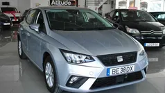 Cinza Usado 2023 Seat Ibiza Style Citadino | € 16.990 (Preço justo)