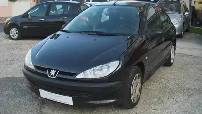 Usado 2005 Peugeot 206 Citadino | € 3.950 (Preço justo)