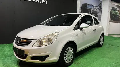 Usado Opel Corsa Enjoy 75 HP (55 kW) 2010 Branco Citadino