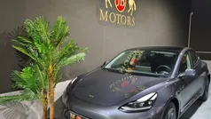 Cinza Usado 2021 Tesla Model 3 Long Range Sedan | € 31.900 (Preço justo)