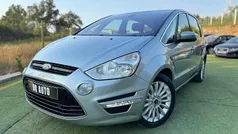 Cinzento Usado 2011 Ford S-MAX S Monovolume | € 12.550 (Preço justo)